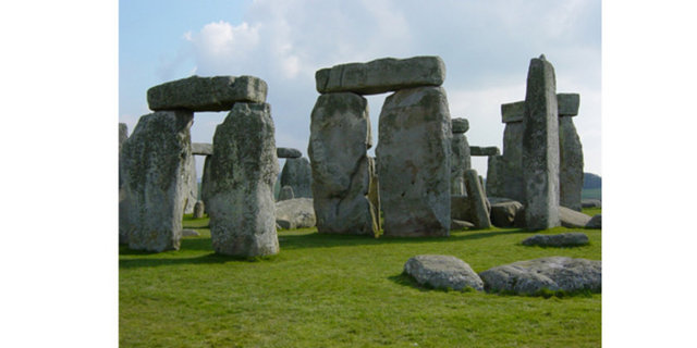 Antik çağın bilgeliğinin en önemli sembolü olarak varsayılır...