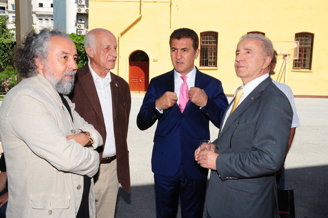 İNAN KIRAÇ, MUSTAFA SARIGÜL, ÜNAL AYSAL 