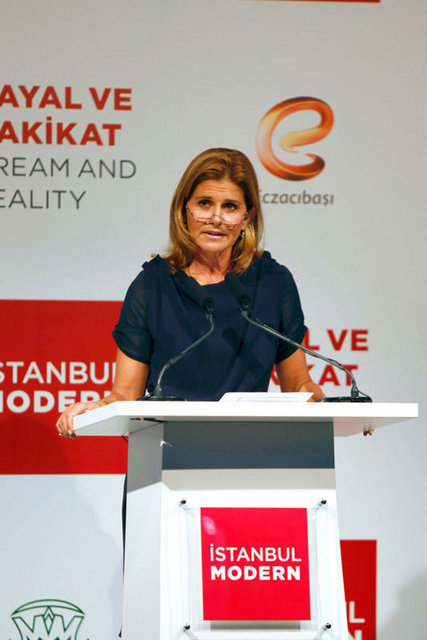 OYA ECZACIBAŞI