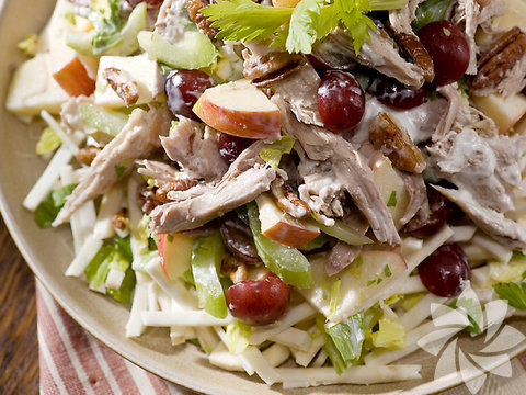 Buzdolabınızdaki malzemeleri farklı tariflerde birleştirin. Hem sebze israfından kurtulun hem de sağlıklı öğünlere yer açın...