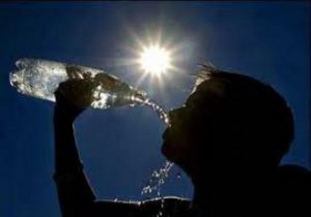 — Günde 2-2,5 litre su içilmelidir.