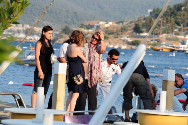 TANSU ÇİLLER
