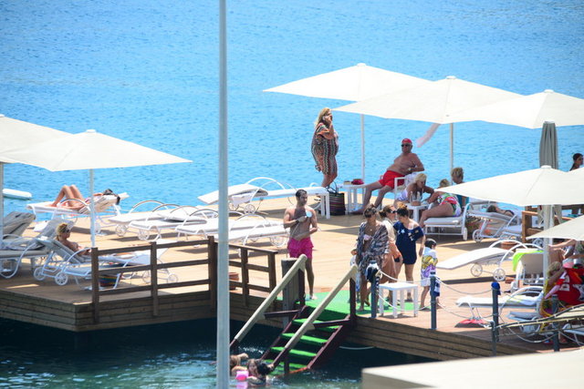İZZET - DİDEM ANTEBİ ÇİFTİ BODRUM'DA 