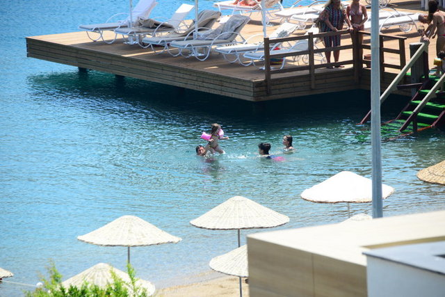İZZET - DİDEM ANTEBİ ÇİFTİ BODRUM'DA 