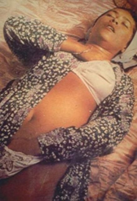 SARI TEBESSÜM (1992)