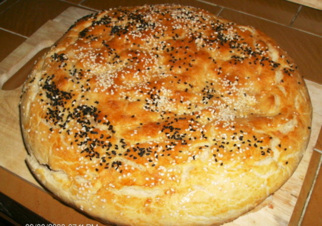 İstanbul Esnaf ve Sanatkarlar Odaları Birliği (ISTESOB) Başkanı Faik Yılmaz, geçen yılki fiyatların değişmediğini söyledi. Buna göre 300 gr. Ramazan pidesi 1.5 lira olarak satılacak.