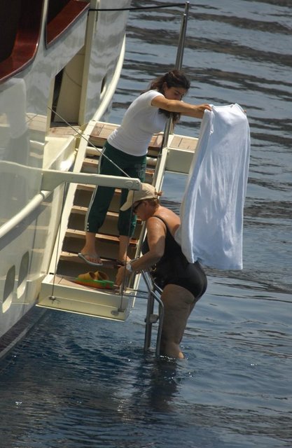 TANSU ÇİLLER