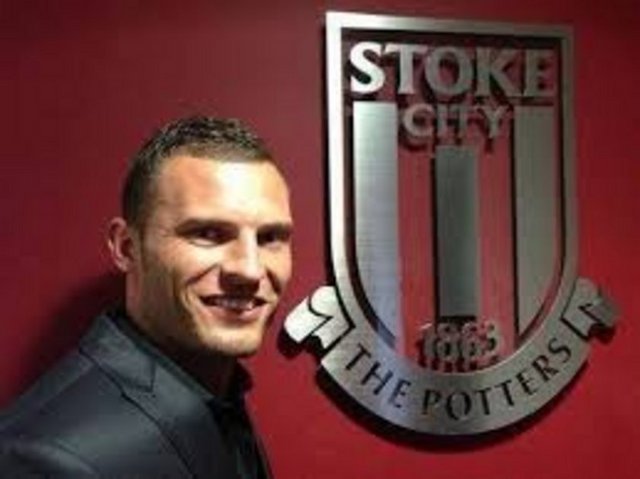 Erik Pieters -  - PSV'den Stoke City'e