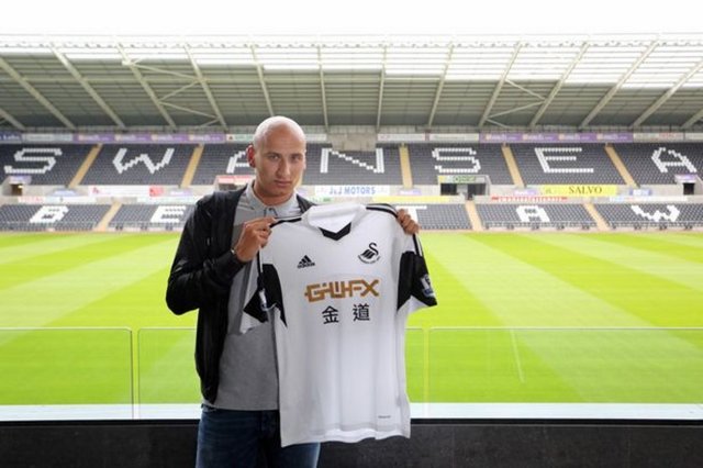 Jonjo Shelvey -  - Liverpool'dan Swansea'ya