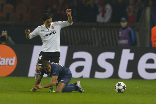 Tino Costa -  - Valencia'dan Spartak Moskova'ya