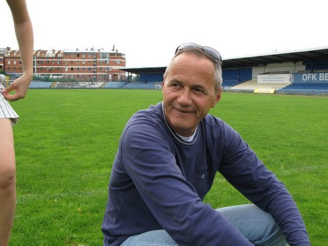 PREKAZİ: - Prekazi:"Arena'ya gitmek istemiyorum. Sami Yen'i seviyorum." Ceyhun Y: "Sami Yen mi kaldı abi ?" Prekazi: "Babam da öldü ama hala seviyorum"