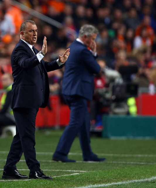 FATİH TERİM: - "Dünyada iki tarz insan vardır. Kimileri tarih olur, kimileri tarih yazar"