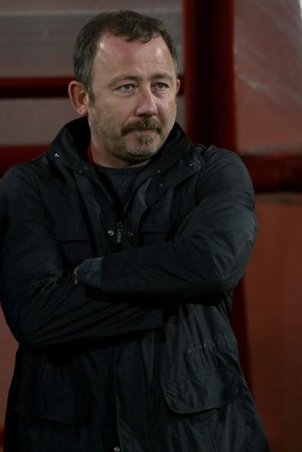 Sergen Yalçın, Selçuk İnan'ın milli takım performansını eleştirirken: -   - "İnan, iddia ediyorum sana, yarın beni Fatih Terim milli takıma çağırsın, bu Estonya ve Andorra maçlarında gol atmayayım, gel bana istediğini söyle. Antrenmansız bu halimle. Atarım!"