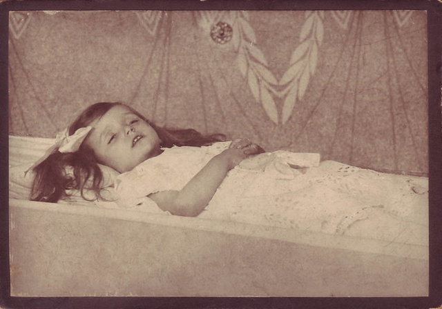 Ölen kişilerin daha önce çektirdikleri herhangi bir fotoğrafı yoktu…