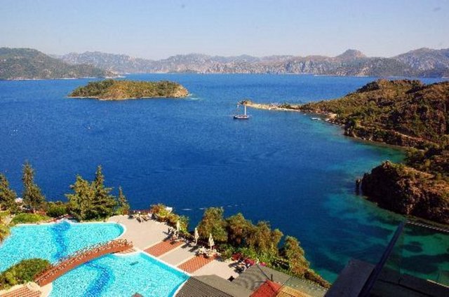 Xuma (Yalıkavak): Sadece giriş ücreti 45 TL, yediğiniz içtiğiniz ayrı.