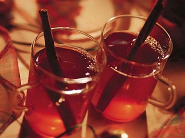 Biz her ne kadar üretici ülke olarak dünyada ilk sıralarda yer alamasak da, tüketim de İngiliz ve İrlandalılar' dan sonra üçüncü sıradayız.