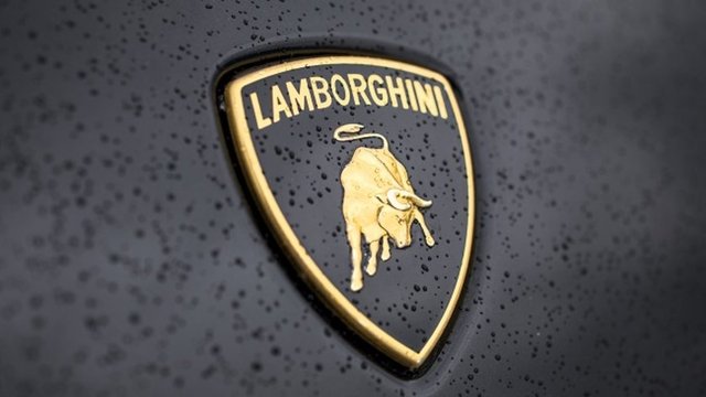 1998 yılında Asya'da yaşanan finansal kriz, Endonezyalı yatırımcıları Lamborghini'yi satmaya zorladı.