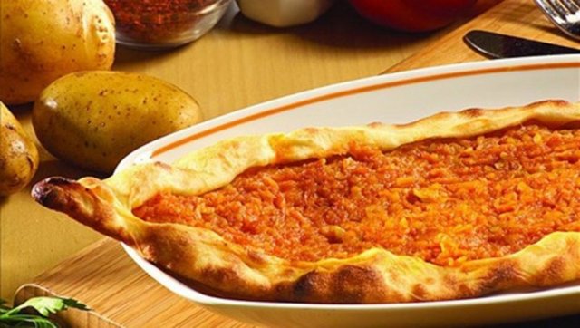 Kıymalı çıtır pide