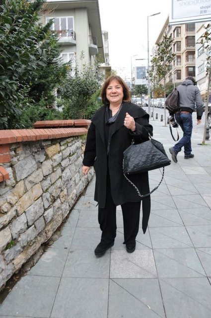 HÜLYA AŞIK