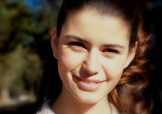 Başkent Üniversitesi İşletme Fakültesi'nde okudu