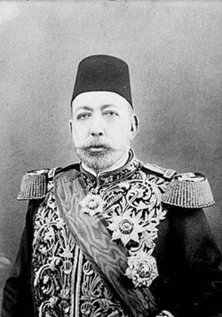 Doğum: 2 Kasım 1844 / Ölüm: 3 Temmuz 1918 / Tahta çıktığı tarih: 1909