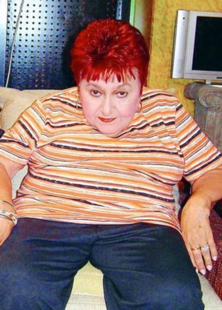 Pekuysal, 17 Temmuz 2008 günü evinde düşerek kalça kemiğini kırdı. İstanbul Tıp Fakültesi'nde tedavi altına alınarak, ameliyat edildi, ardından yoğun bakıma alındı. Burada solunum cihazına bağlanan Pekuysal, 22 Temmuz 2008 günü hayata gözlerini kapadı. Yapılan müdahalelerle tekrar yaşama döndürülmesine karşın; TSİ 10:30 sularında tekrar kalbi duran Pekuysal, hayatını kaybetti.