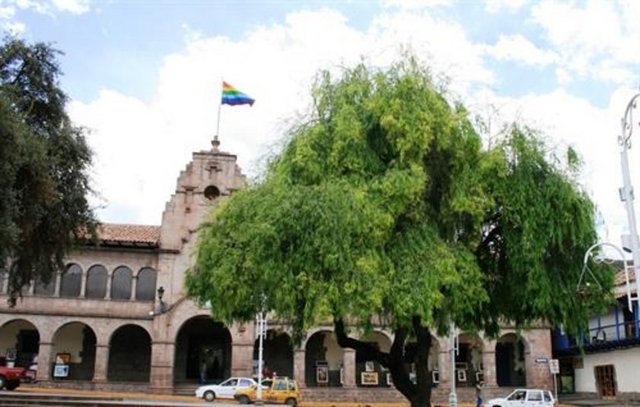 19. yy'a gelindiğinde ise eski büyüklüğünden eser kalmamış bu imparatorluk Avrupa'da hala önemli bir oyuncu rolünü sürdürüyor.