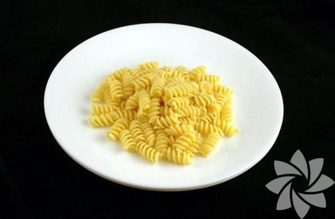 308 gram makarna : =  200 kalori