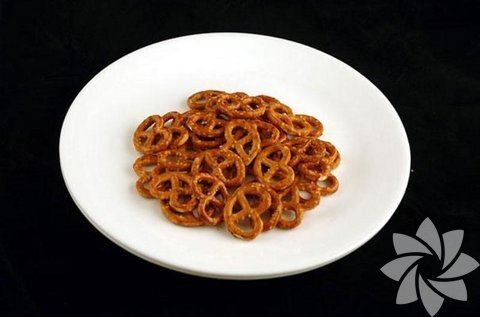 50 gram tuzlu kraker = 200 kalori