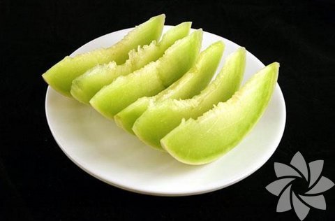 553 gram kavun = 200 kalori