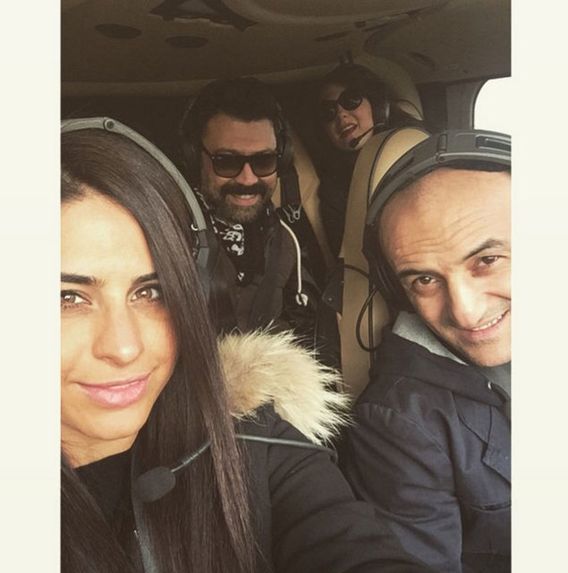 ÜNLÜLERİN İKİZLERİ Şaşırtan benzerlikler... -  - BKM'nin 20. yıl kutlamaları kapsamında Sting konseri için İngiltere'ye giden Ersin Korkut, Londra'da kendisine benzeyen bir polis maketiyle fotoğraf çektirdi.