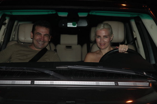 Ferhat Göçer önceki akşam sevgilisi Ömür Gedik'le Levent Tenis Kulübü çıkışında görüntülendi.