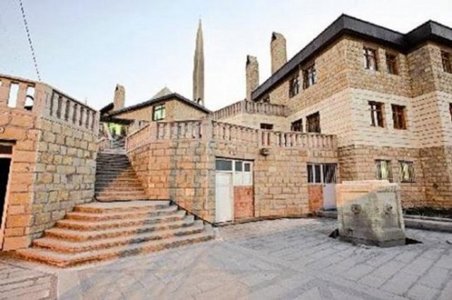 ABDURRAHMAN ERZİNCANİ CAMİİ (DARENDE - MALATYA) -