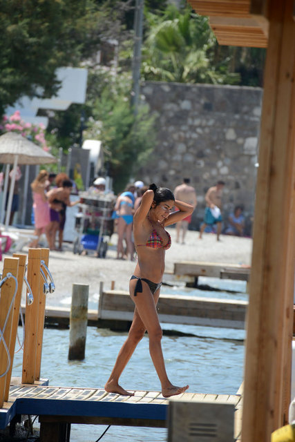 AYŞE SAN