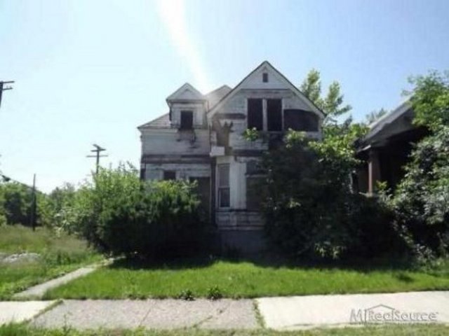 250 DOLAR Palmer Street'teki bu tarihi evin fiyatı da 250 dolar. Evde 3 yatak odası ve bir banyo bulunuyor...