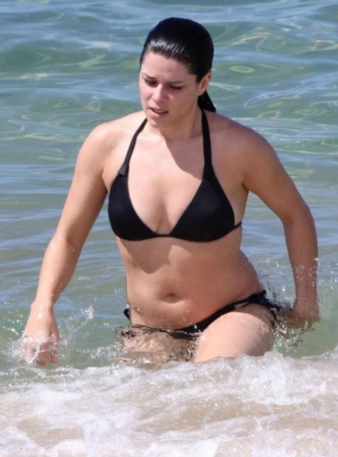 Neve Campbell