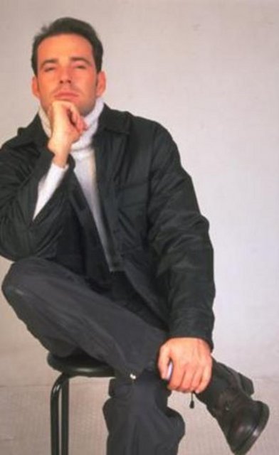 Başoğlu evliliğe adım attıktan sonra ekranlara veda etti.