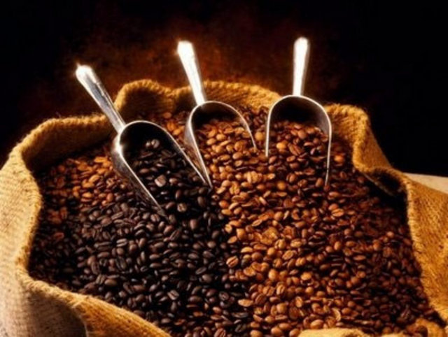 8. Kahve: İçerdiği kafein nedeniyle çoğu beslenme önerisinde yer almayan kahve, bazı durumlarda olumlu etkilere de sahiptir.