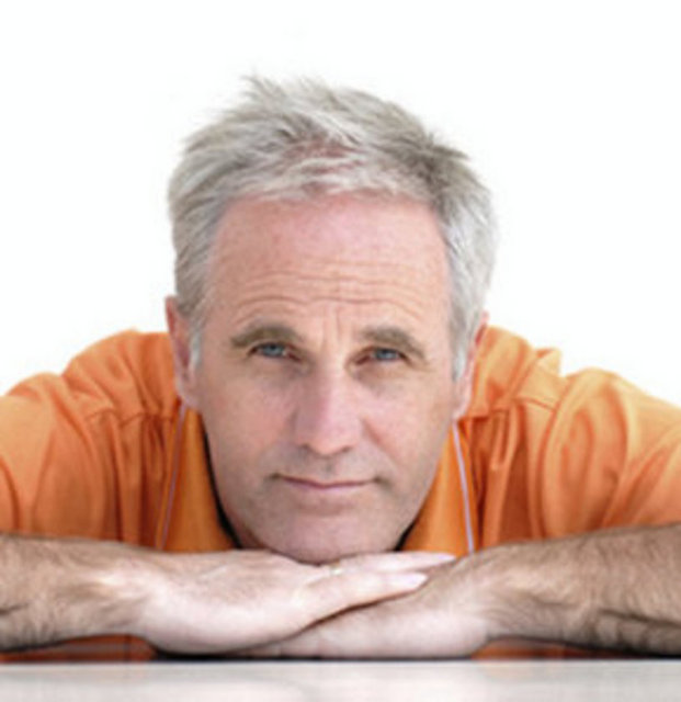 Araştırmacılar memnuniyetsizliğin 50'li yaşların ortasına kadar sürdüğüne,