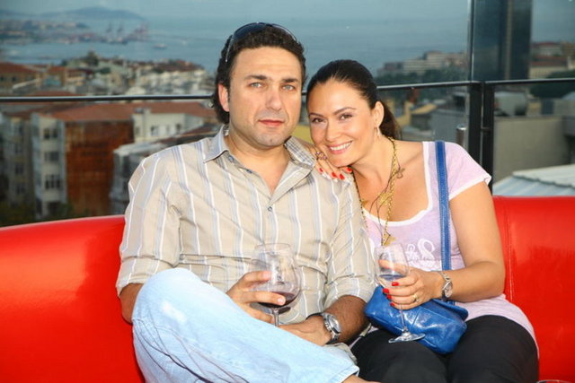 Ceyda Düvenci'nin ikinci evliliği de hüsranla bitti... -