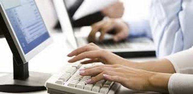 Sabah erkenden evden çıktım ama otobüs geç geldi