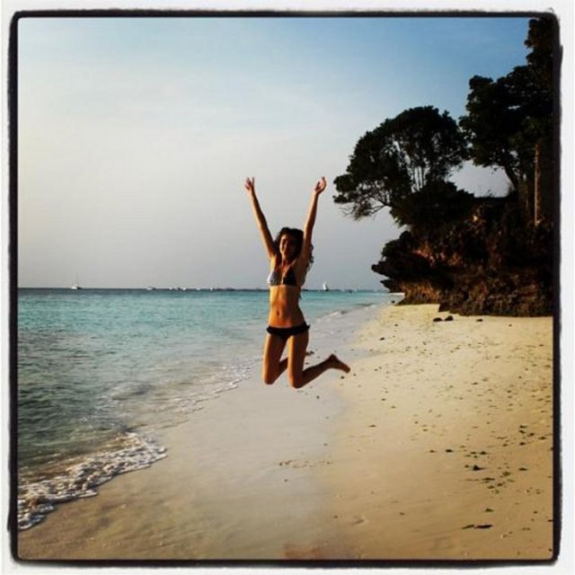 MERVE BÜYÜKSARAÇ - Zıpla zıpla