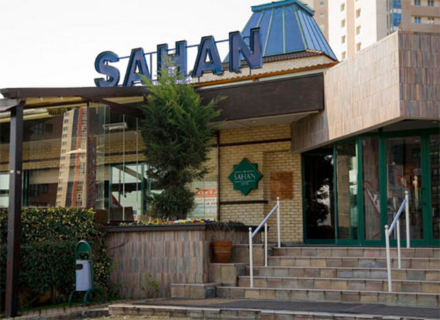 SAHAN -  - Gaziantep yöresinin gerçek lezzetlerini 40 yılı aşkın bir süredir, konuklarına sunan Sahan, son zamanlarda ardı ardına açtığı şubeler ile de adından söz ettiriyor.