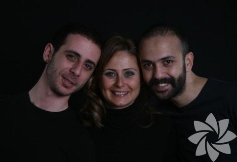 Kaya  Akkaya- Esra Akkaya- Sarp Akkaya