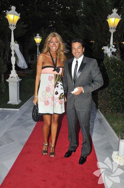 Çağla Şikel- Emre Altuğ