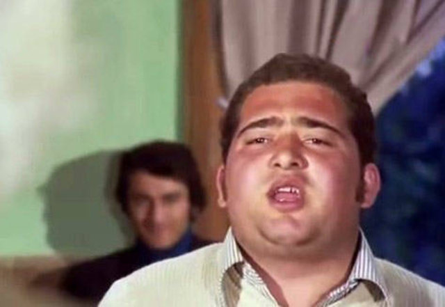 Yeşilçam'ın emektar isimlerinden Feridun Şavlı, 1953'te Burdur'da dünyaya geldi. Hababam Sınıfı serisi dışında bazı filmlerde de rol aldıktan sonra 1978'den sinemadan uzaklaştı.