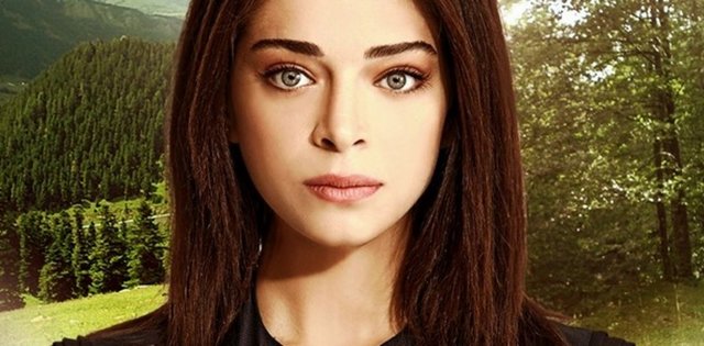 Bahar Yılmaz (Öykü Çelik) -  -  - Şahin Yılmaz'ın ikinci eşi olan Bahar, 27 yaşında Karadeniz Teknik Üniversitesi mezunu genç bir kadın. Son derece modern ve kültürlü bir kadın olan Bahar kendi kendini geliştirmiş, en büyük hobisi ise fotoğraf çekmek...