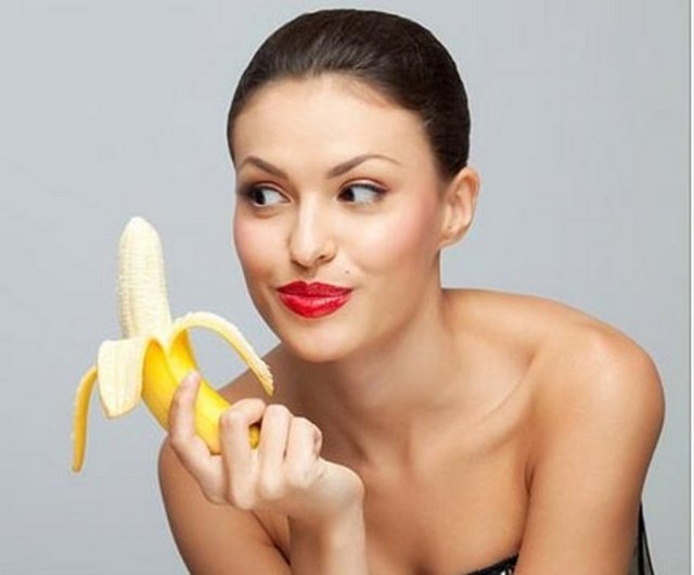 Muz: Muzda bol bulunan potasyum, metabolizmayı hızlandırıyor ve ödemi önlüyor. Kilo vermek için en keyifli yöntem olsa gerek! -