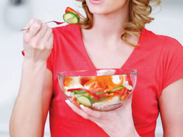 Öncelikle bu süreç ve sabır ister. Kilo almak isteyen kişilerin kilo almak istemesi yeterli değildir, ayrıca buna inanmaları da gerekir." dedi.