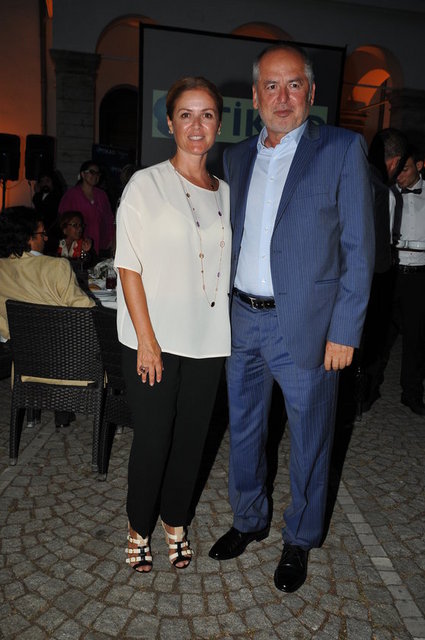 SUZAN-TURGUT TOPLUSOY